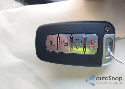 2012 Hyundai Genesis 3.8 from USA, damaged, VIN KMHGC4DDXCU153259